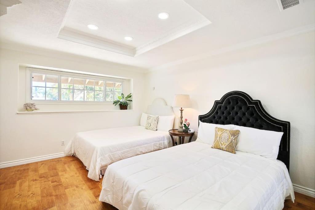 5 Rooms Villa Near Disneyland, Golf Course And Trial To Beach Santa Ana Buitenkant foto